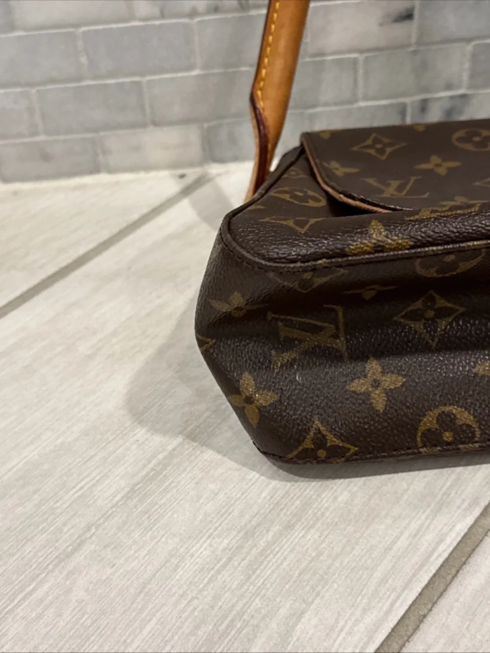 Louis Vuitton Vintage Monogram Flap Shoulder Bag Brown LV 2001 France